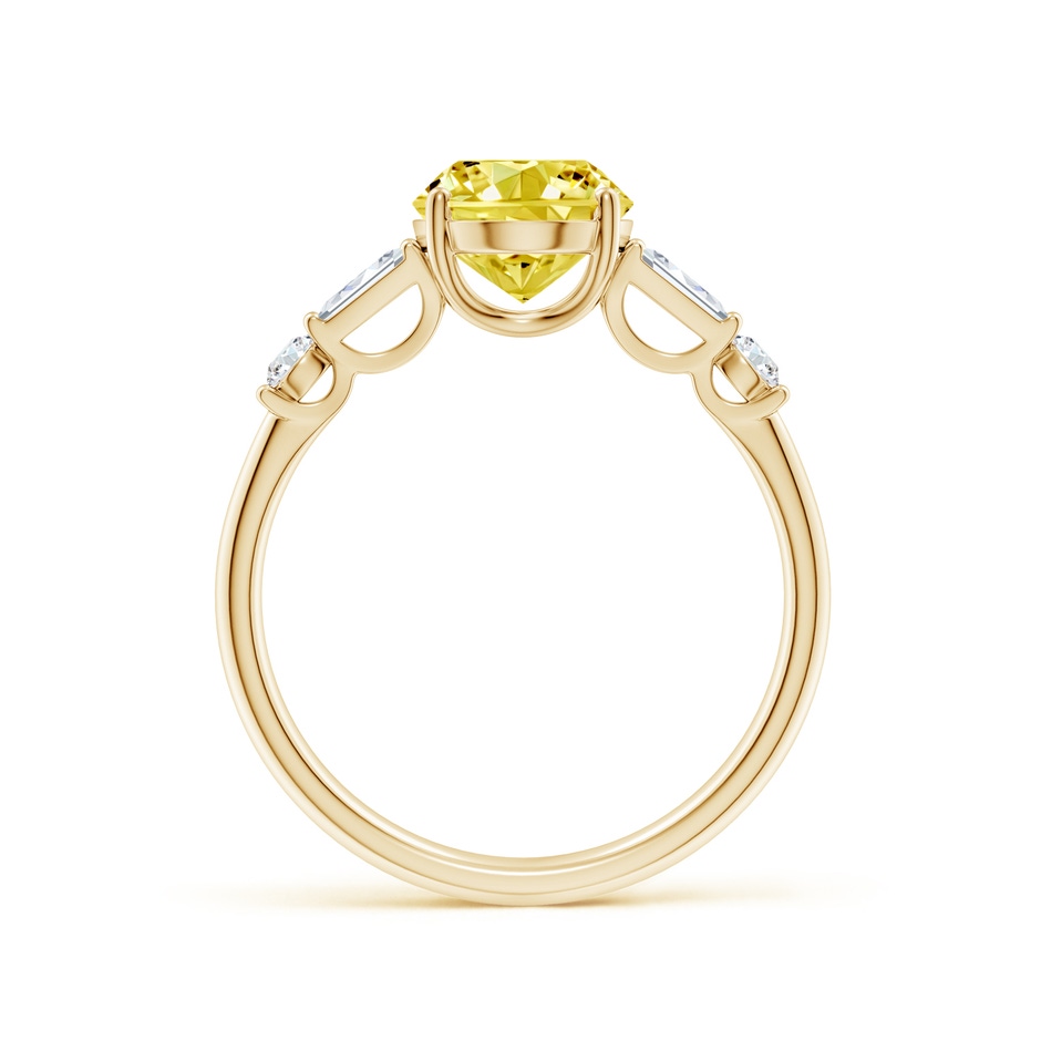 9x7mm Labgrown Oval Lab-Grown Diamond Side Stone Cocktail Ring in 18K Yellow Gold side 199