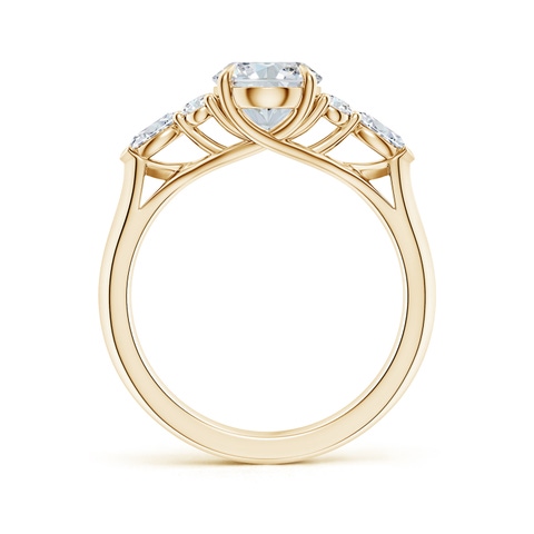 9x7mm FGVS Lab-Grown Oval Diamond Side Stone Engagement Ring with Diamonds in Yellow Gold