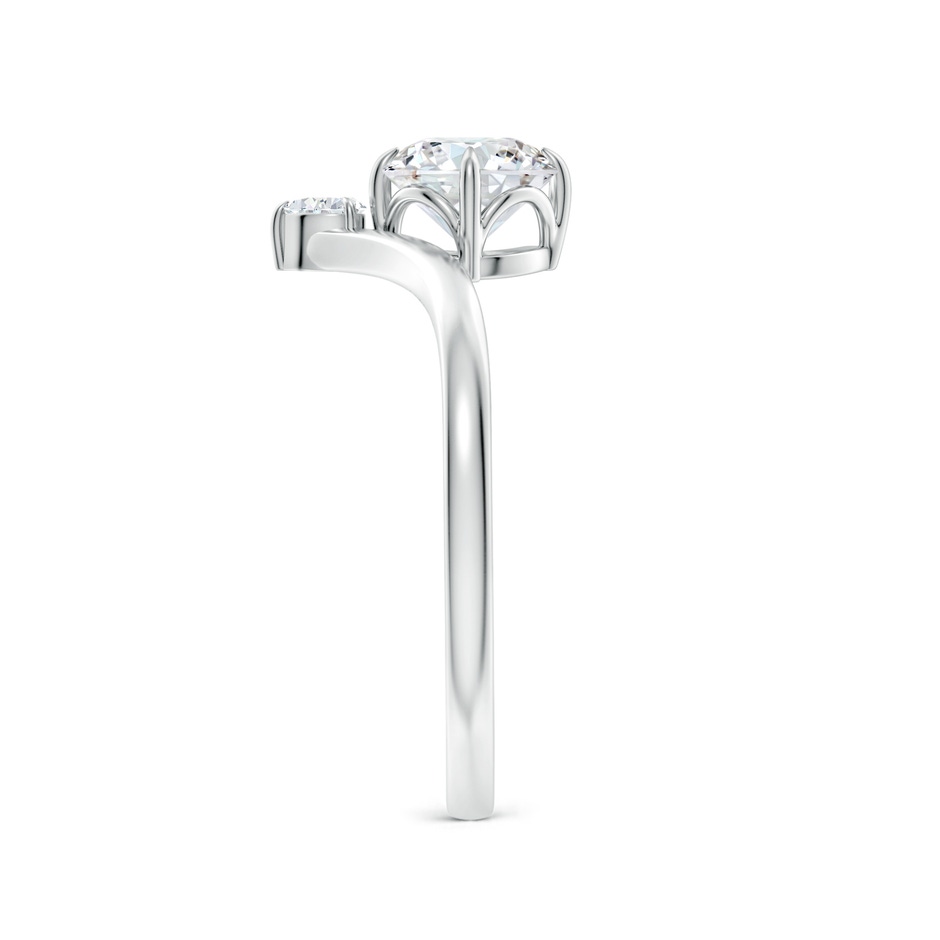 5.9mm FGVS Lab-Grown Prong-Set Round Diamond Chevron Engagement Ring in White Gold side 299