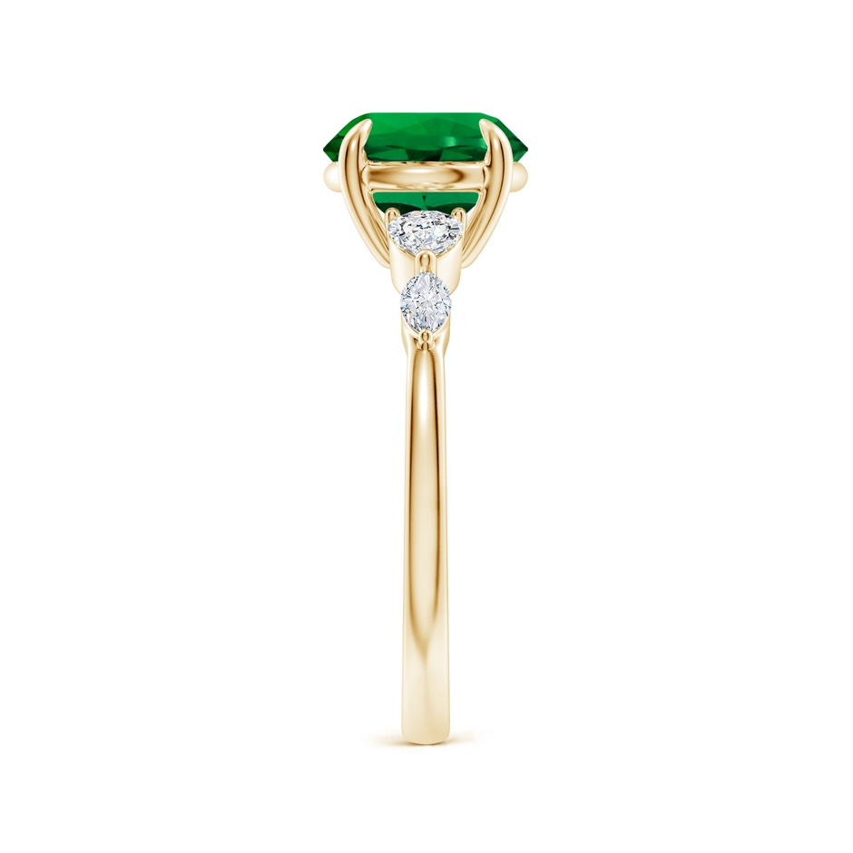 8mm Labgrown Claw-Set Round Lab-Grown Emerald Side Stone Engagement Ring in 18K Yellow Gold side 299