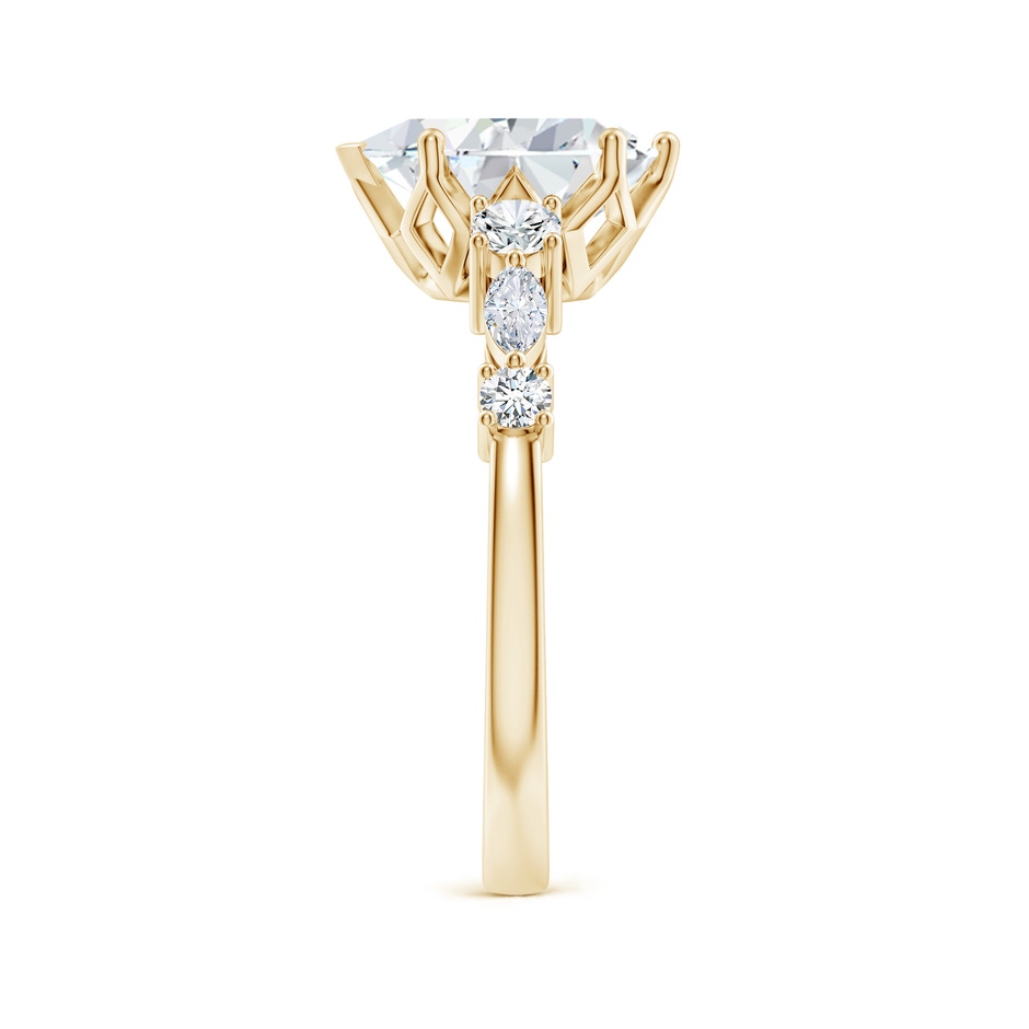 10x8mm FGVS Lab-Grown Classic Pear Diamond Side Stone Engagement Ring in Yellow Gold side 299