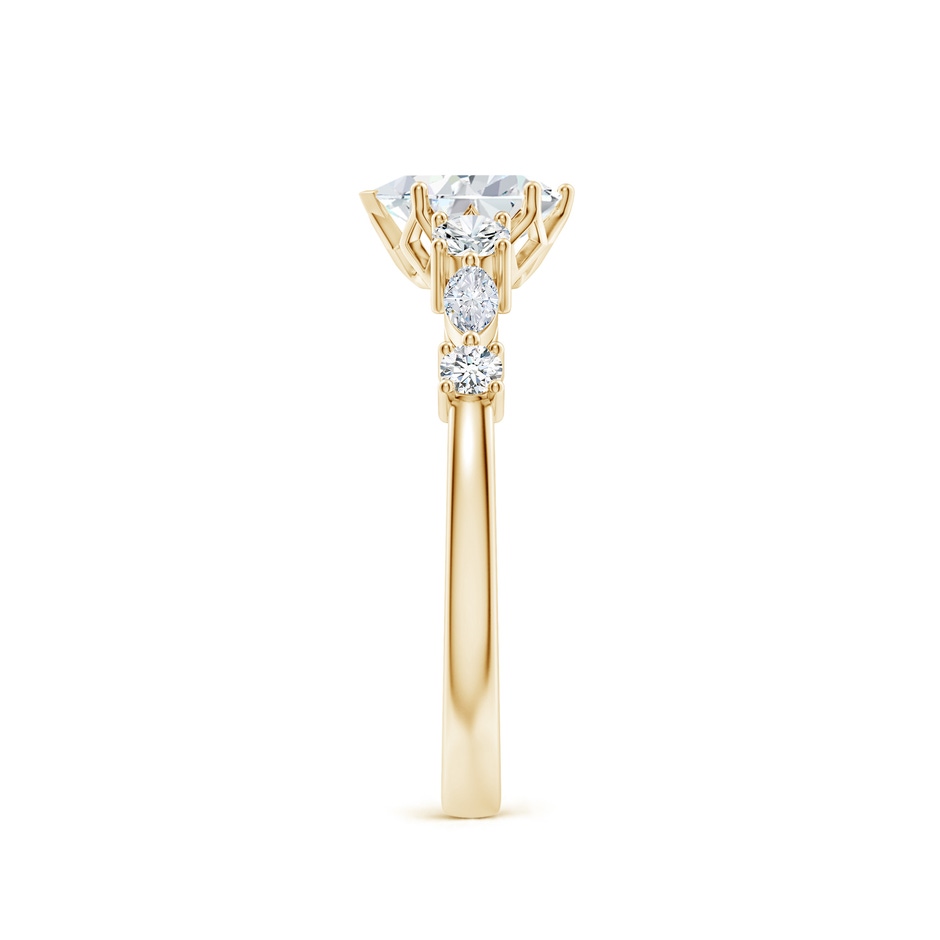 7x5mm FGVS Lab-Grown Classic Pear Diamond Side Stone Engagement Ring in Yellow Gold side 299