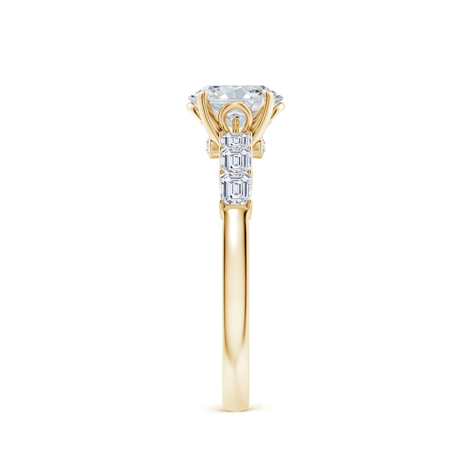 7x5mm FGVS Prong-Set Oval Lab-Grown Diamond Engagement Ring with Emerald-Cut Accents in Yellow Gold side 299
