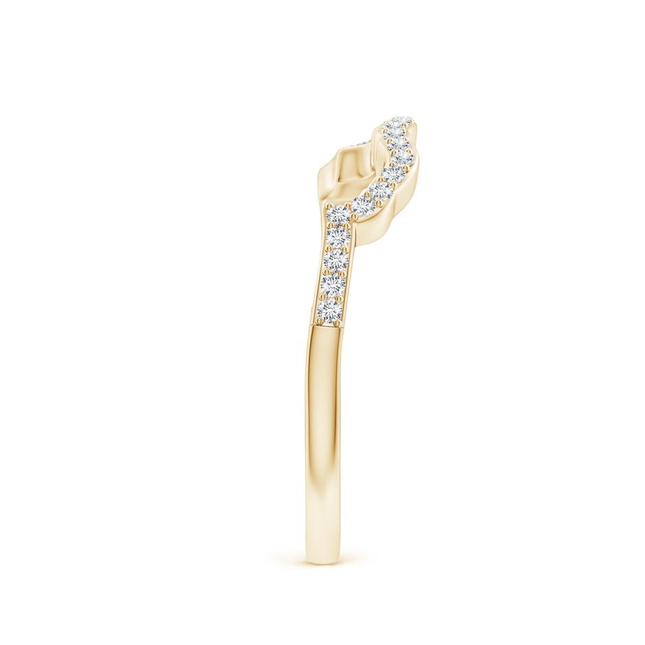 1.2mm FGVS Prong-Set Lab-Grown Diamond Contoured Wedding Ring in 18K Yellow Gold side 299