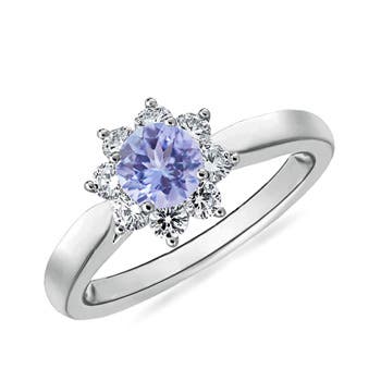 AA - Tanzanite / 0.78 CT / 14 KT White Gold