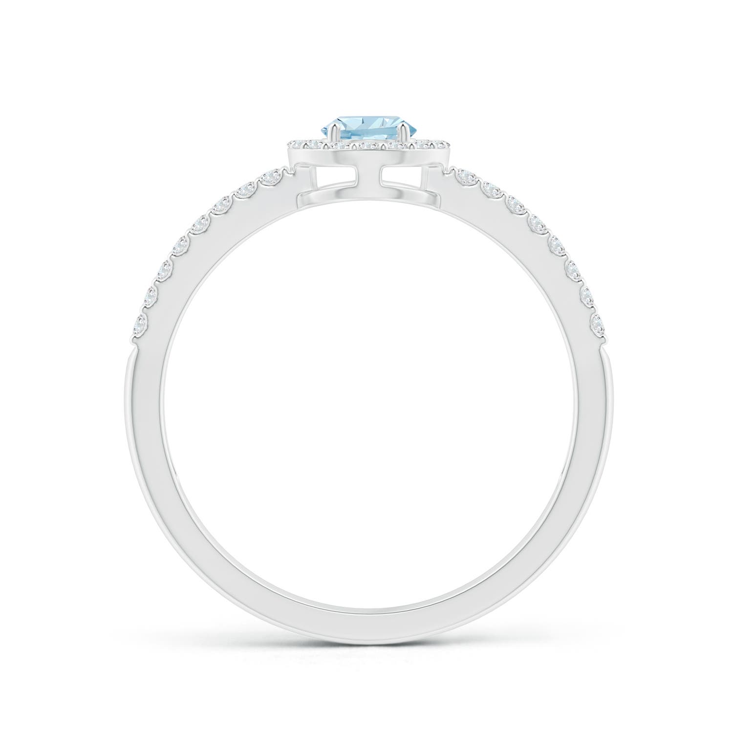 AA - Aquamarine / 0.55 CT / 14 KT White Gold