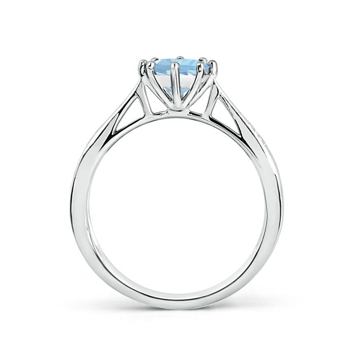 AAA - Aquamarine / 0.74 CT / 14 KT White Gold