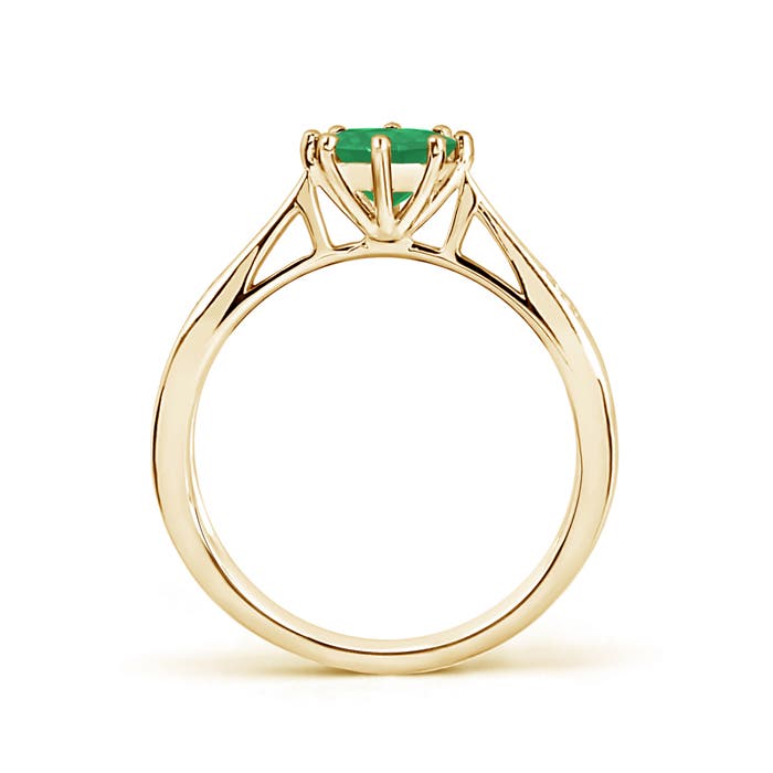 A - Emerald / 0.77 CT / 14 KT Yellow Gold