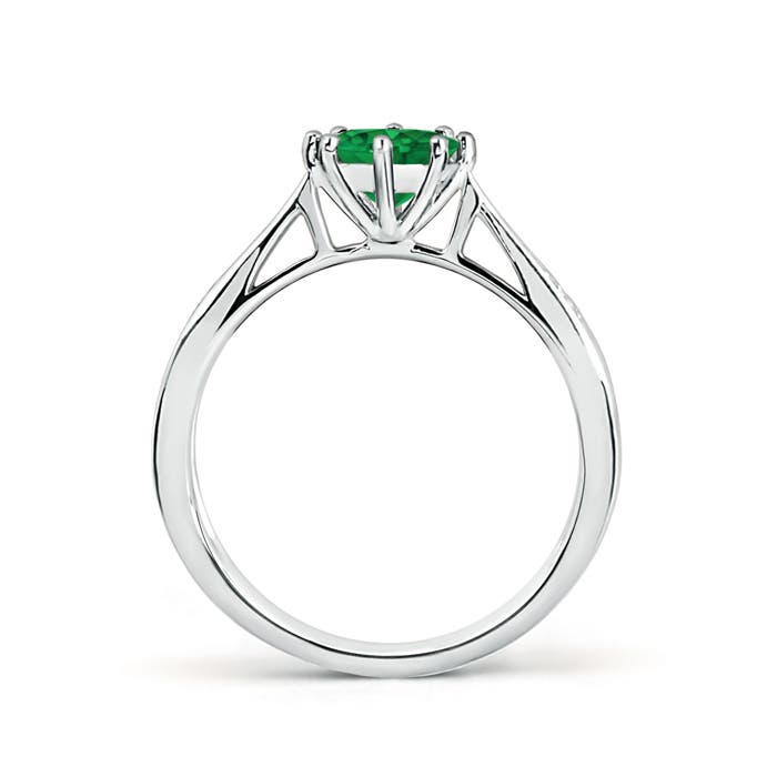 AAA - Emerald / 0.77 CT / 14 KT White Gold