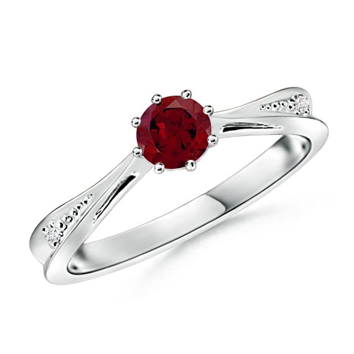 AA - Garnet / 0.62 CT / 14 KT White Gold