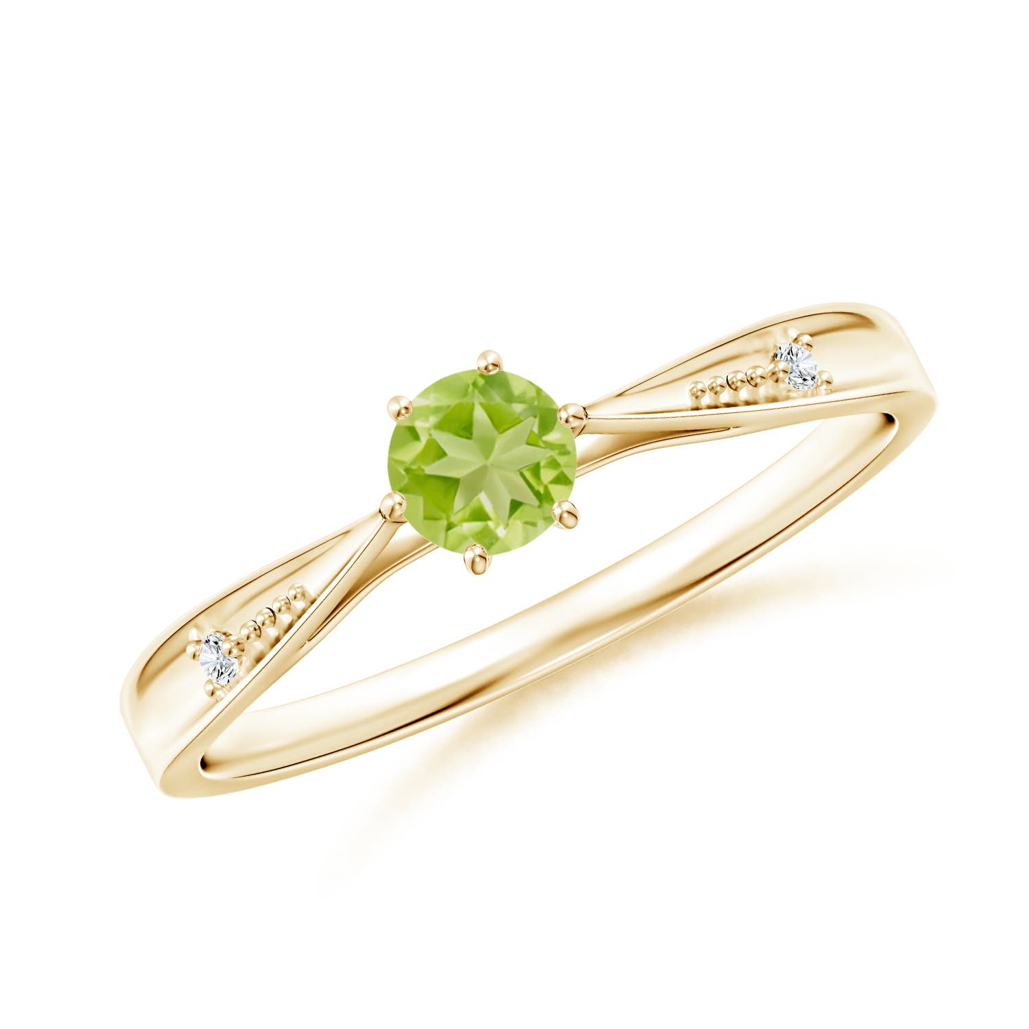 AA - Peridot / 0.31 CT / 14 KT Yellow Gold