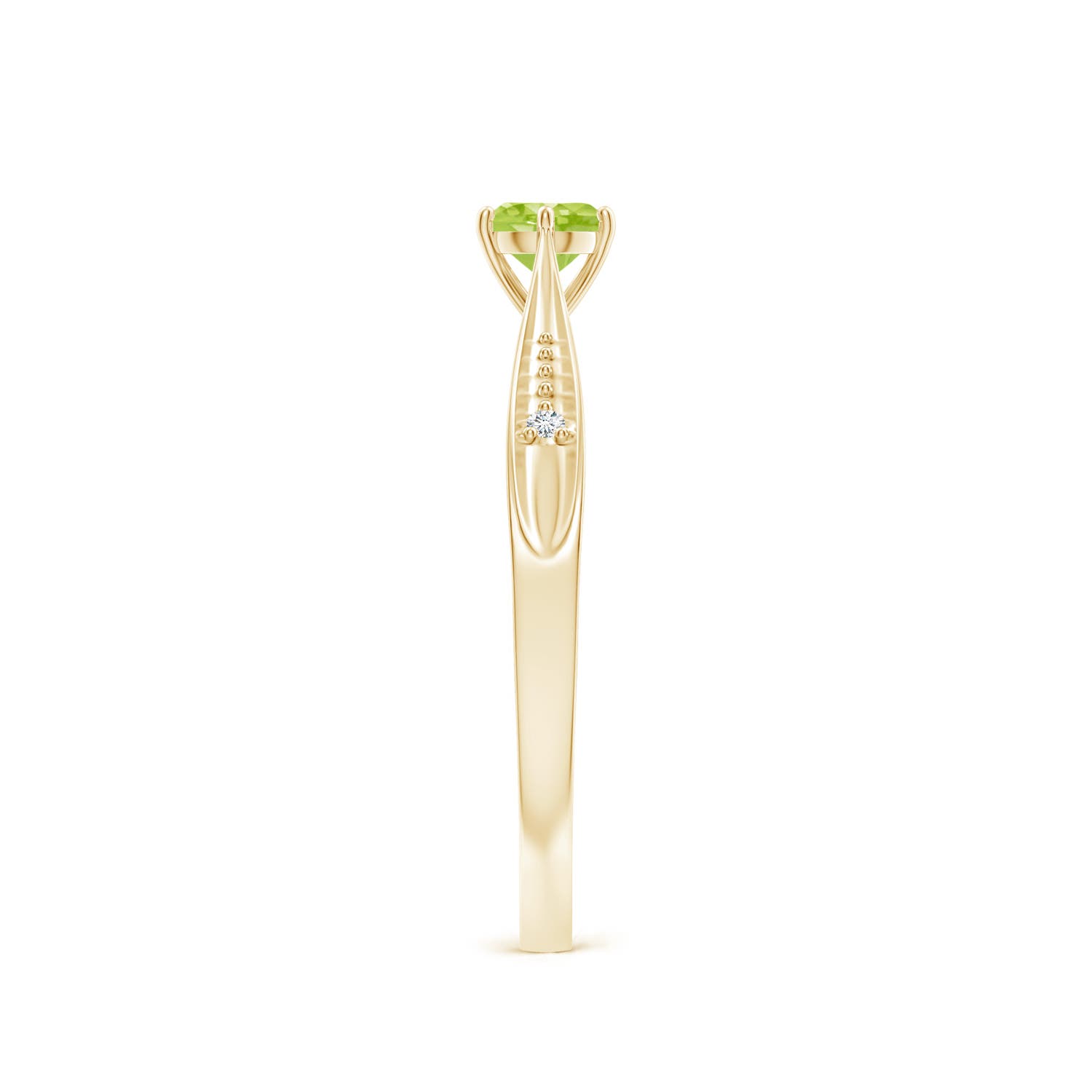 AA - Peridot / 0.31 CT / 14 KT Yellow Gold