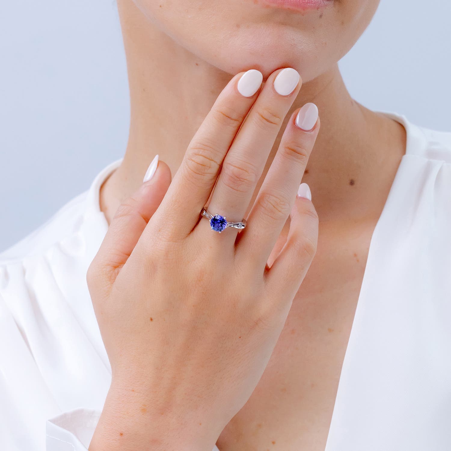 SR0110T lifestyle image - lifestyle 4