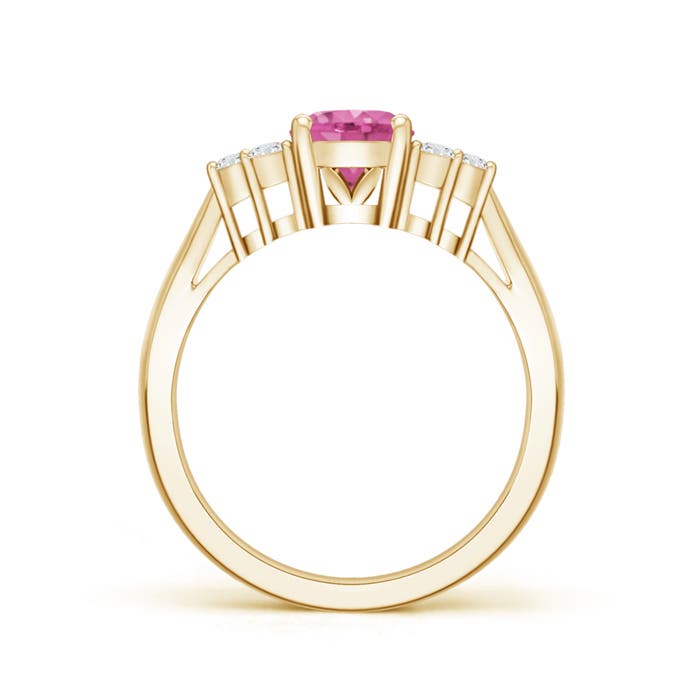 AAA - Pink Sapphire / 1.6 CT / 14 KT Yellow Gold