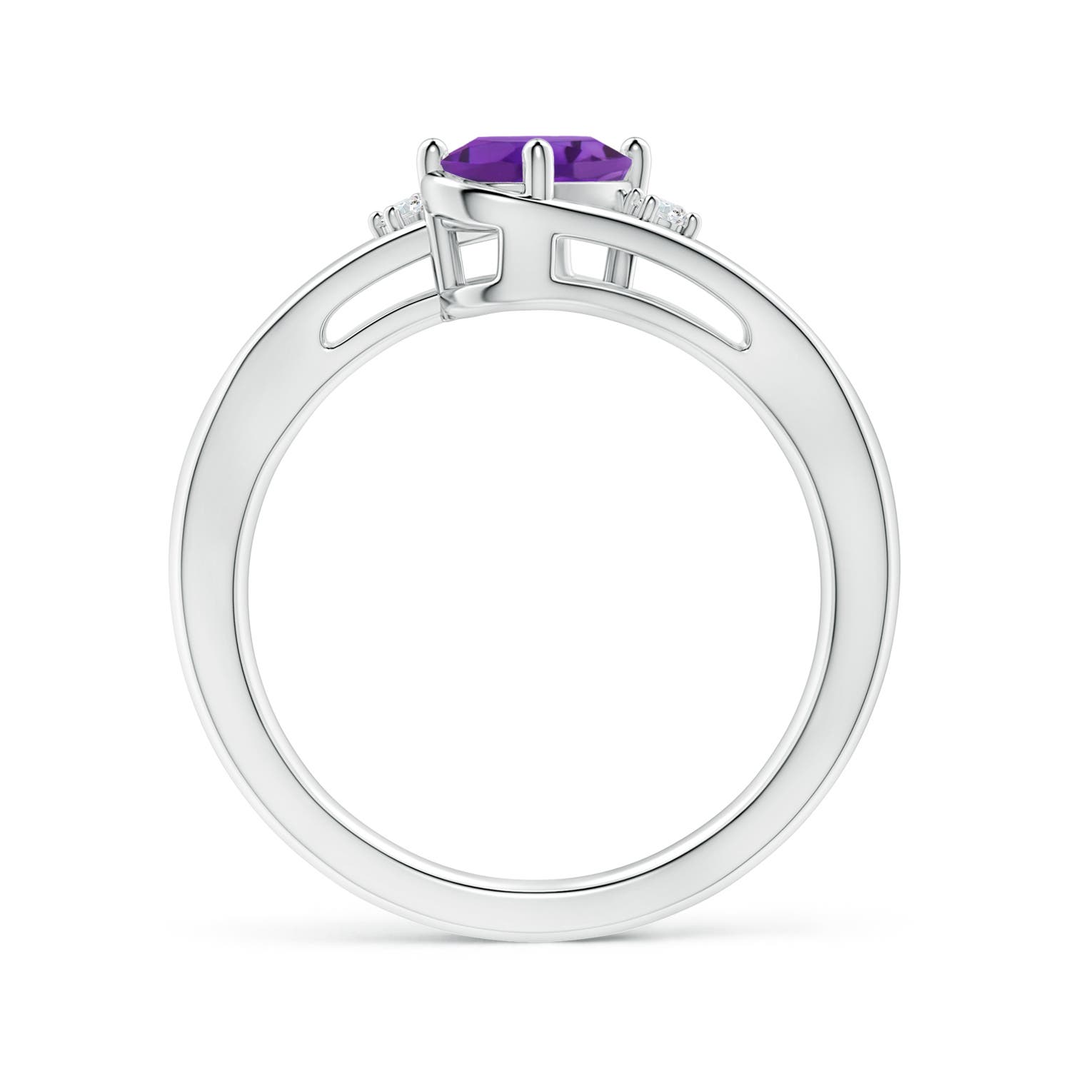 AAA - Amethyst / 0.74 CT / 14 KT White Gold