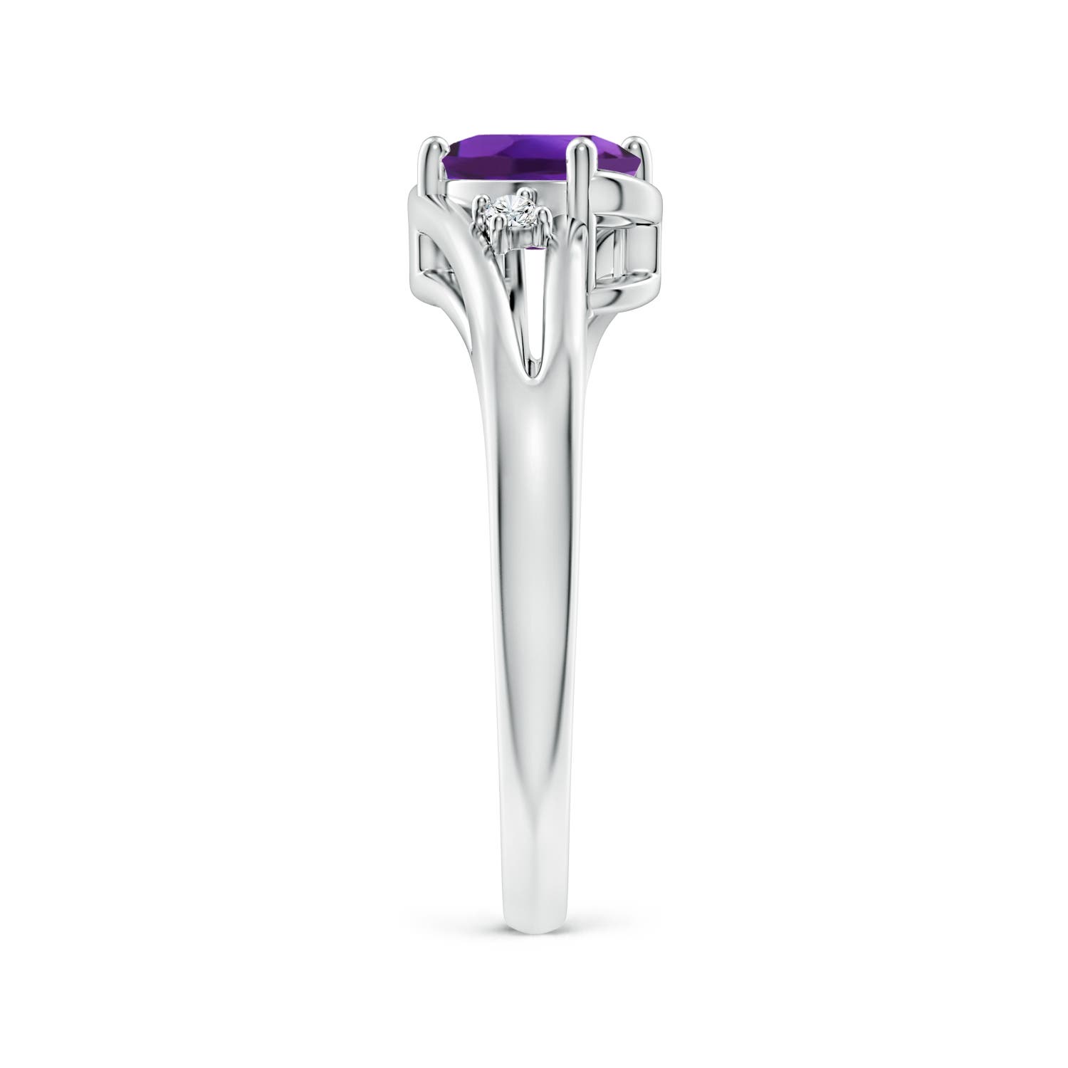 AAAA - Amethyst / 0.74 CT / 14 KT White Gold