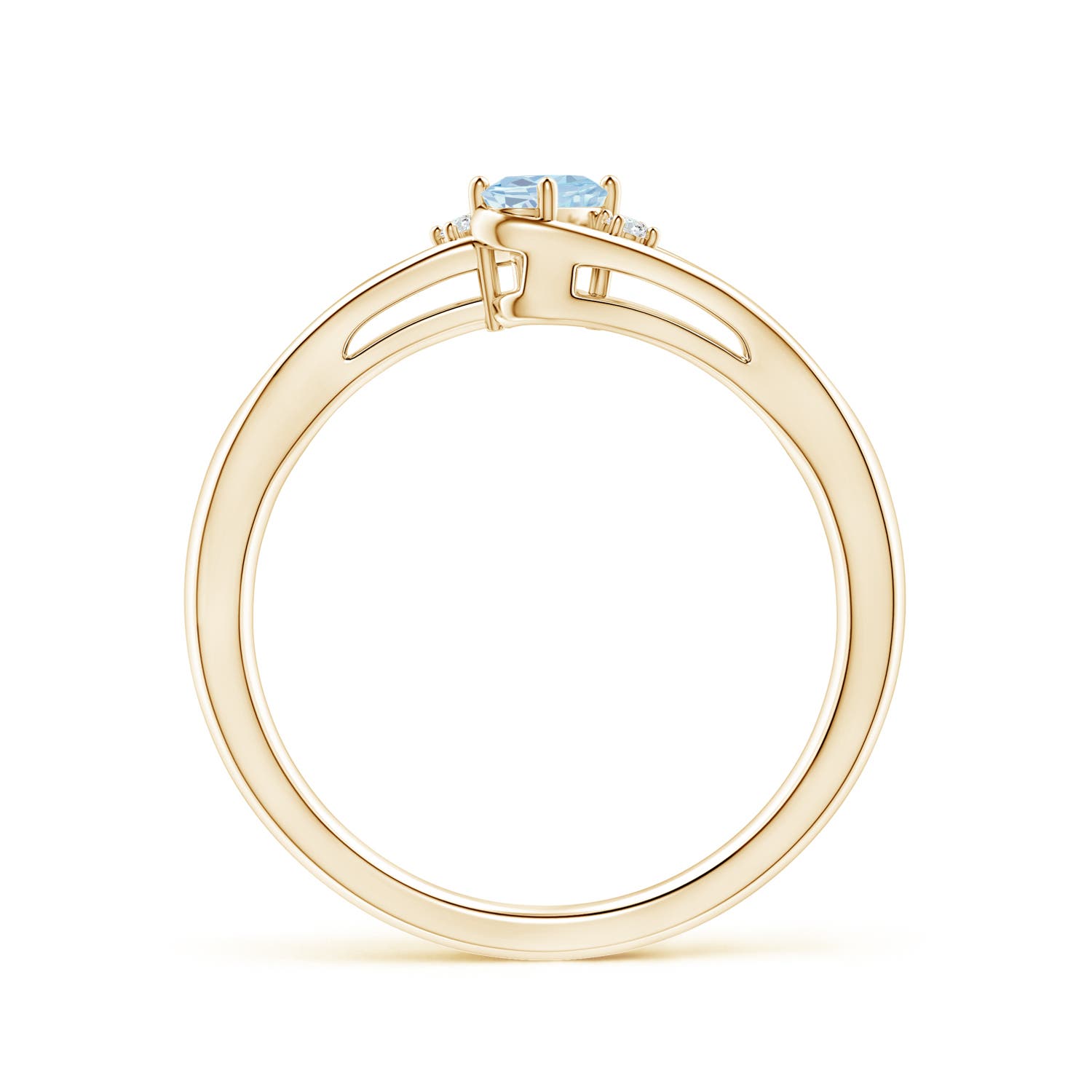 A - Aquamarine / 0.22 CT / 14 KT Yellow Gold