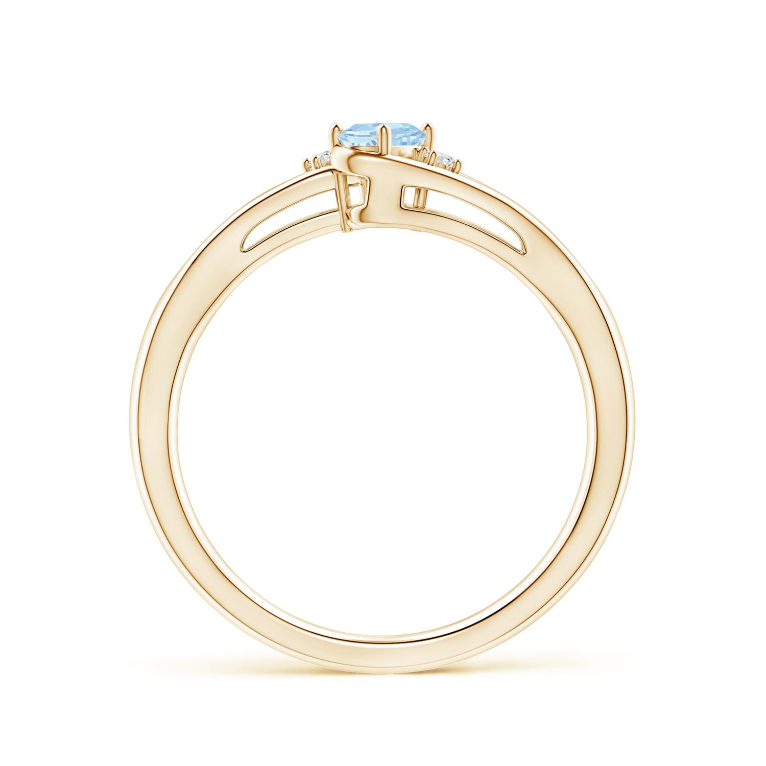 AA - Aquamarine / 0.22 CT / 14 KT Yellow Gold