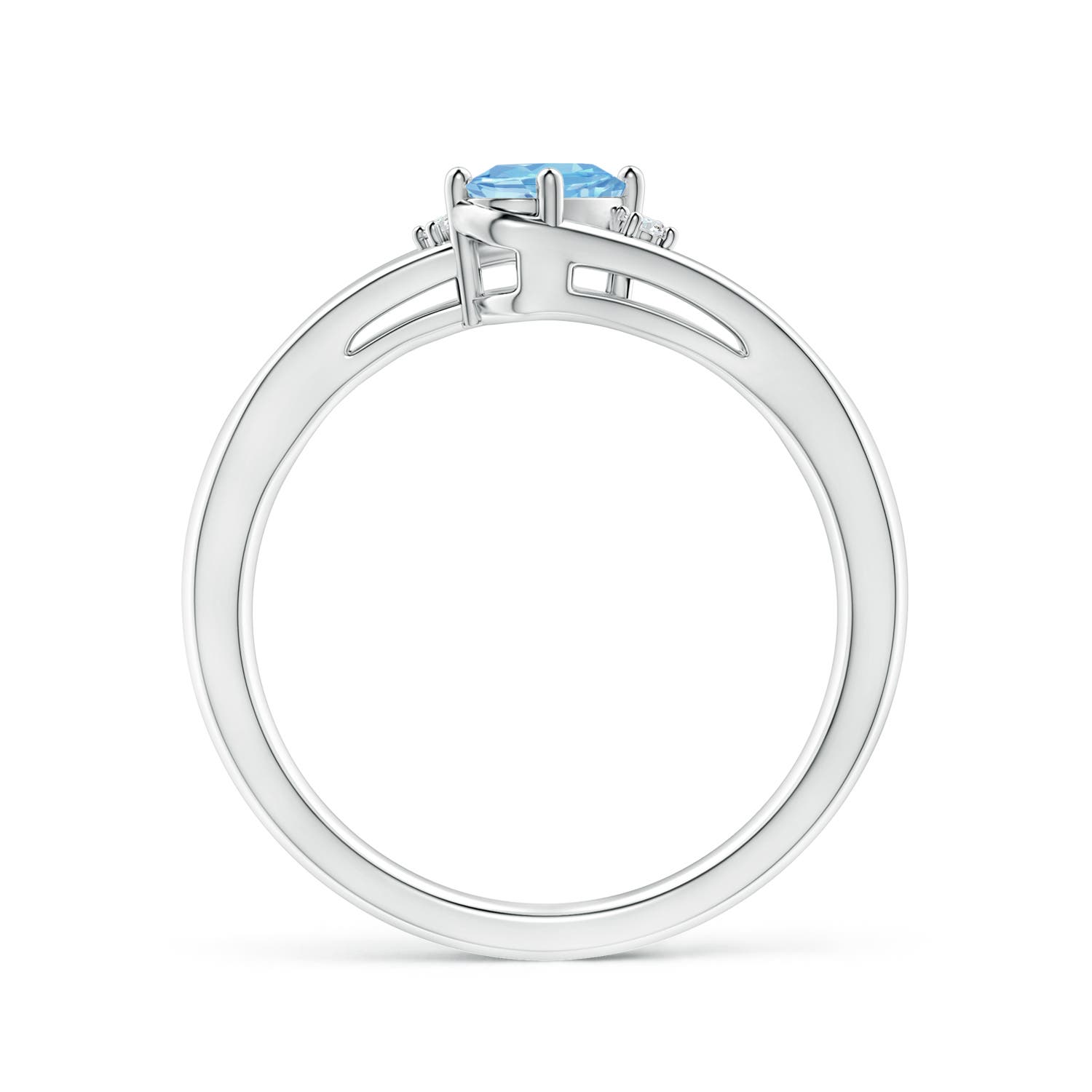 AAAA - Aquamarine / 0.42 CT / 14 KT White Gold