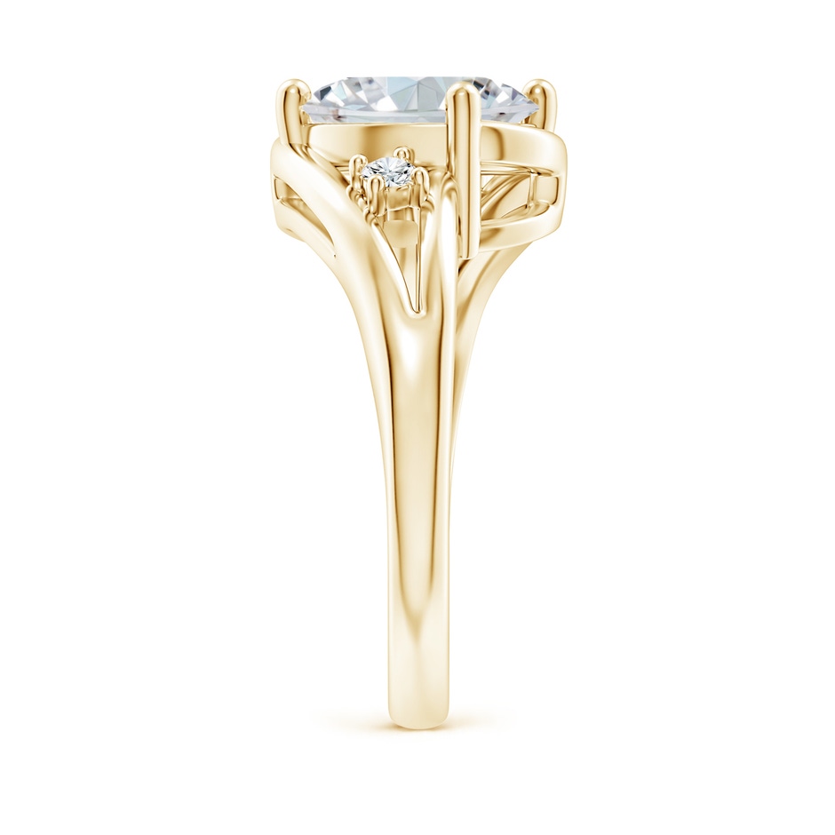 10x8mm GVS2 Diamond Split Shank Ring with Accents in Yellow Gold side 299