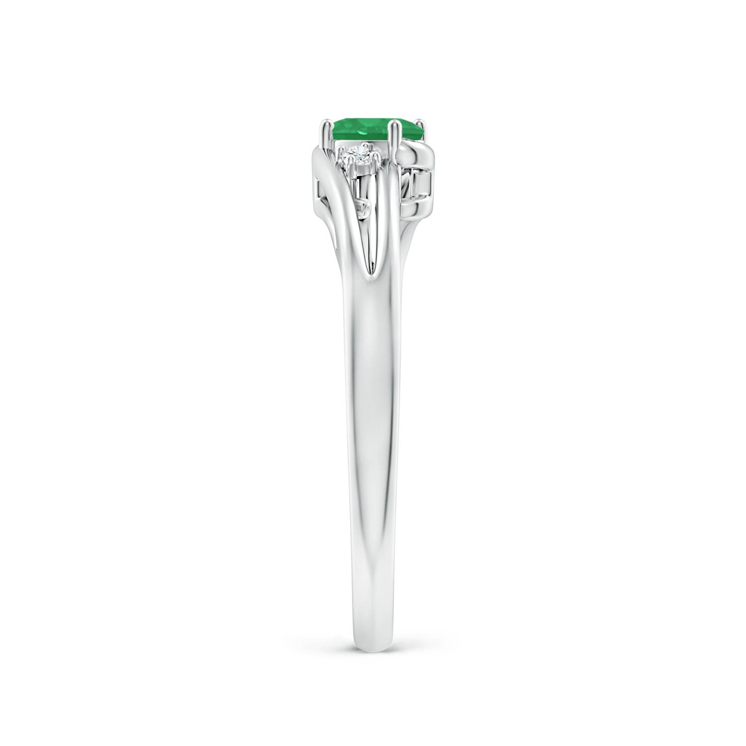 A - Emerald / 0.22 CT / 14 KT White Gold