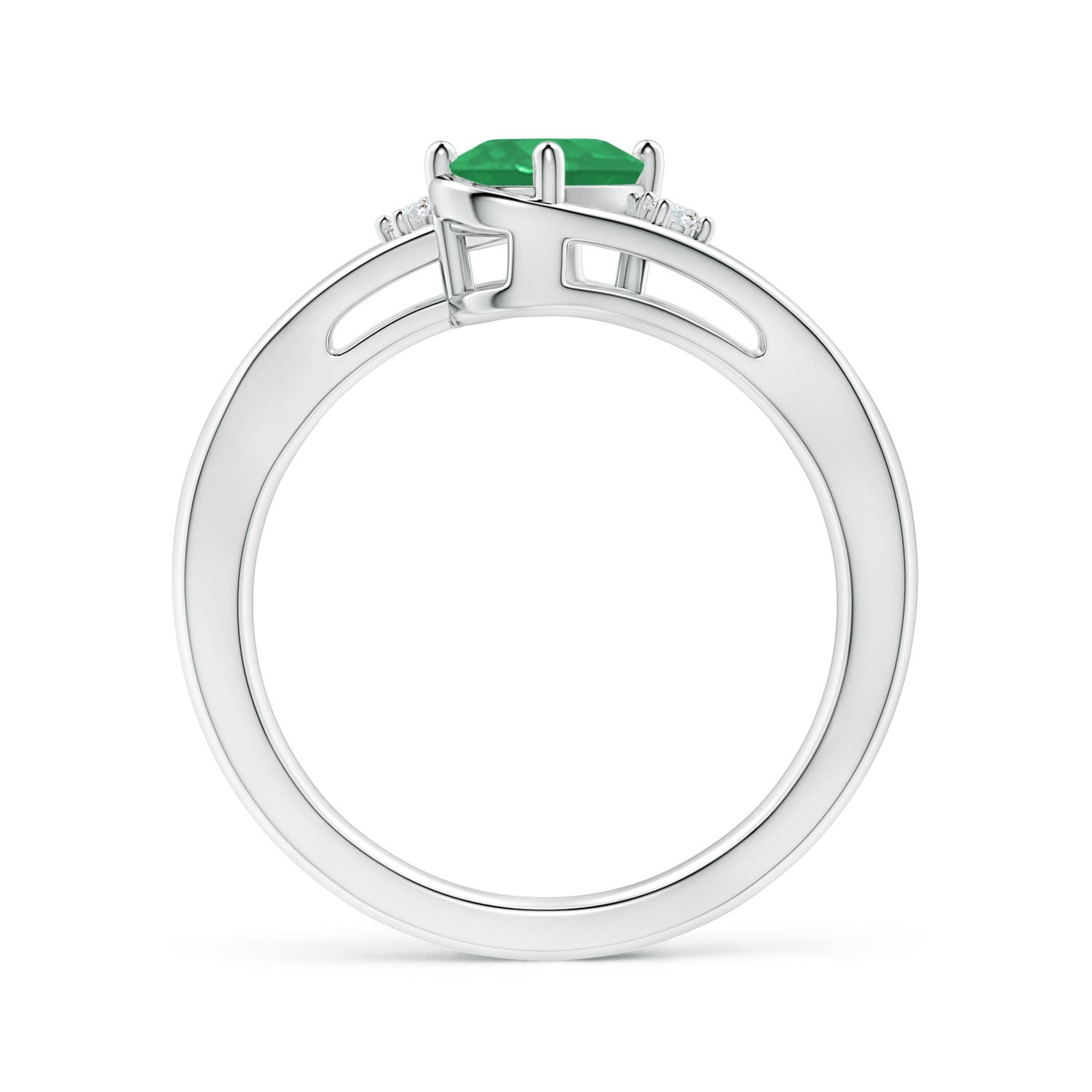 A - Emerald / 0.7 CT / 14 KT White Gold