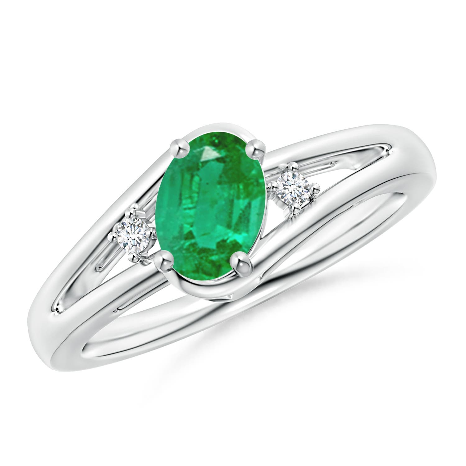 AA - Emerald / 0.7 CT / 14 KT White Gold