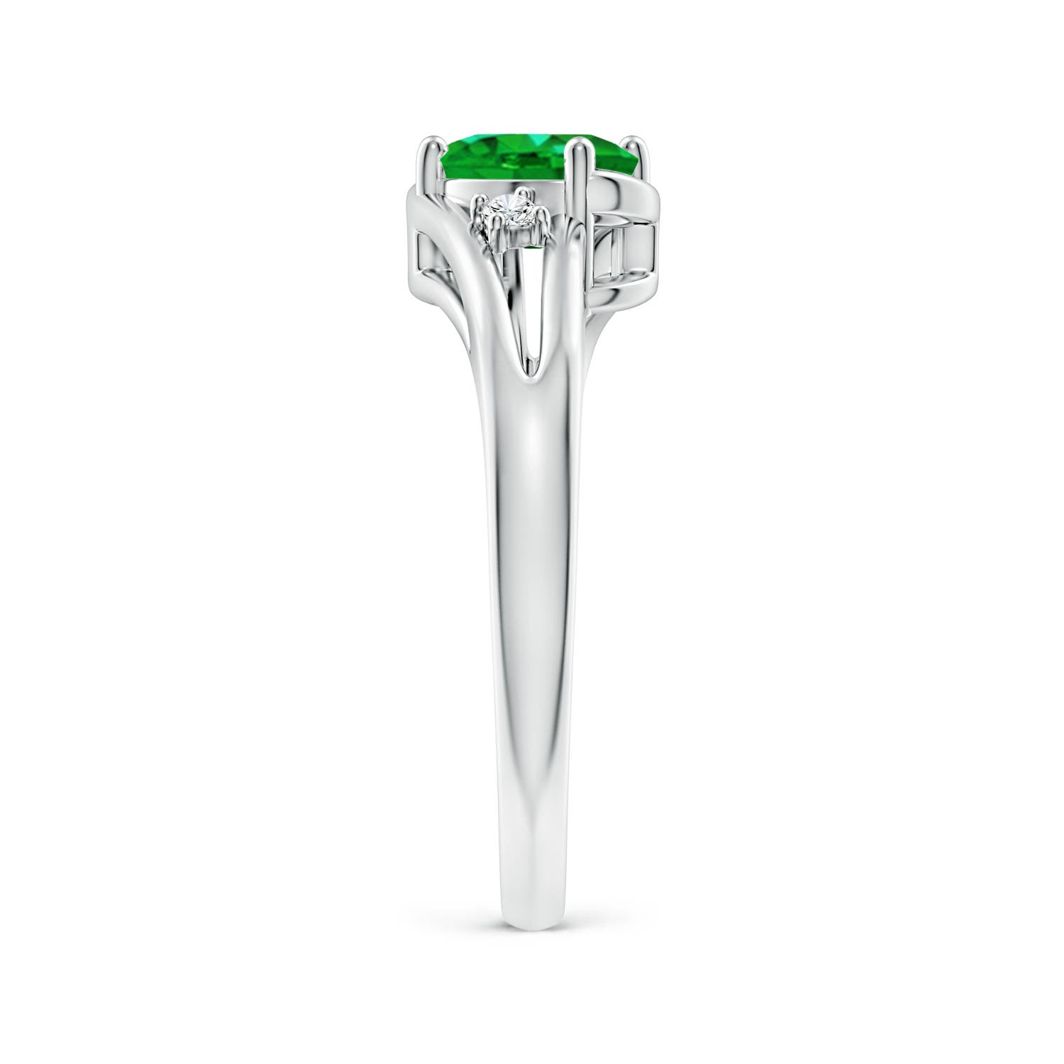 AAAA - Emerald / 0.7 CT / 14 KT White Gold