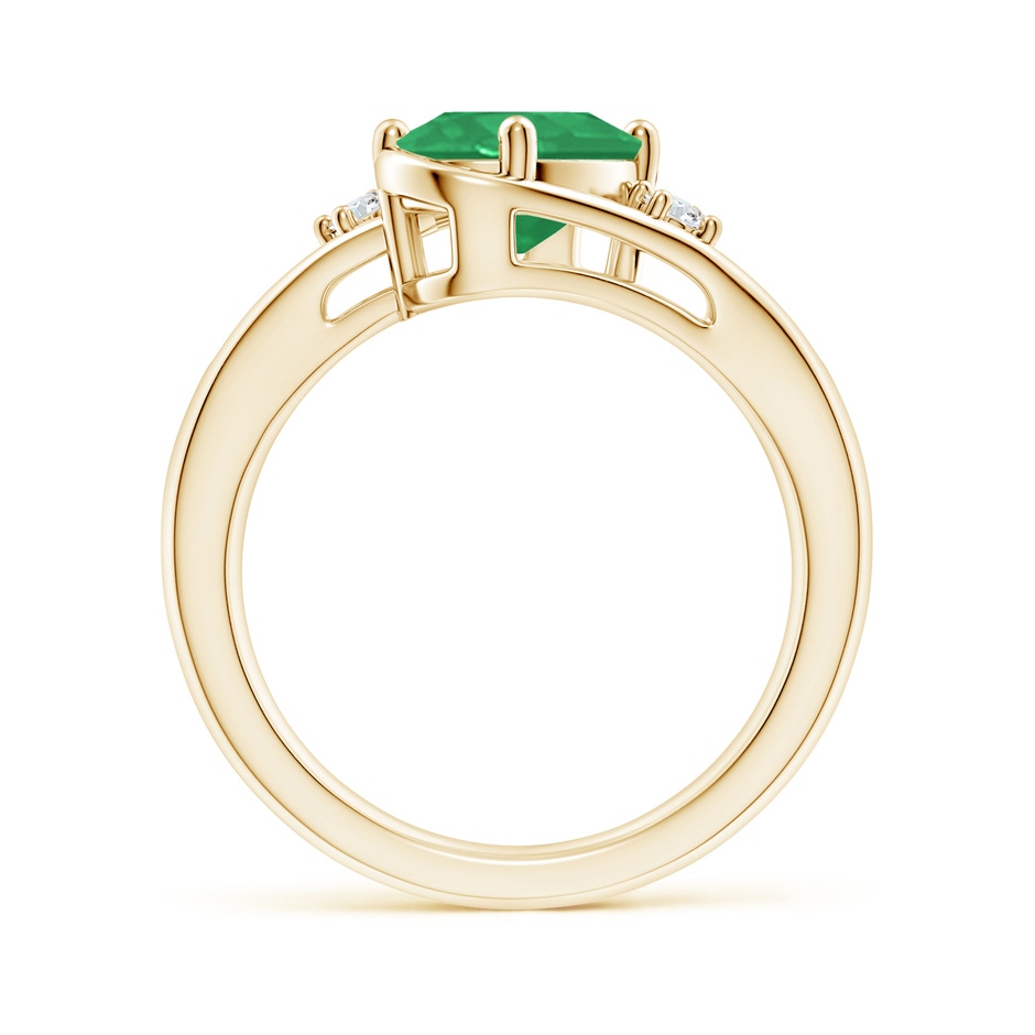 9x7mm A Emerald and Diamond Split Shank Ring in Yellow Gold side 199