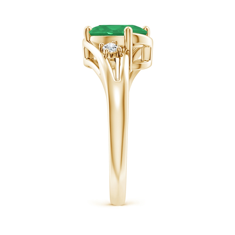 9x7mm A Emerald and Diamond Split Shank Ring in Yellow Gold side 299