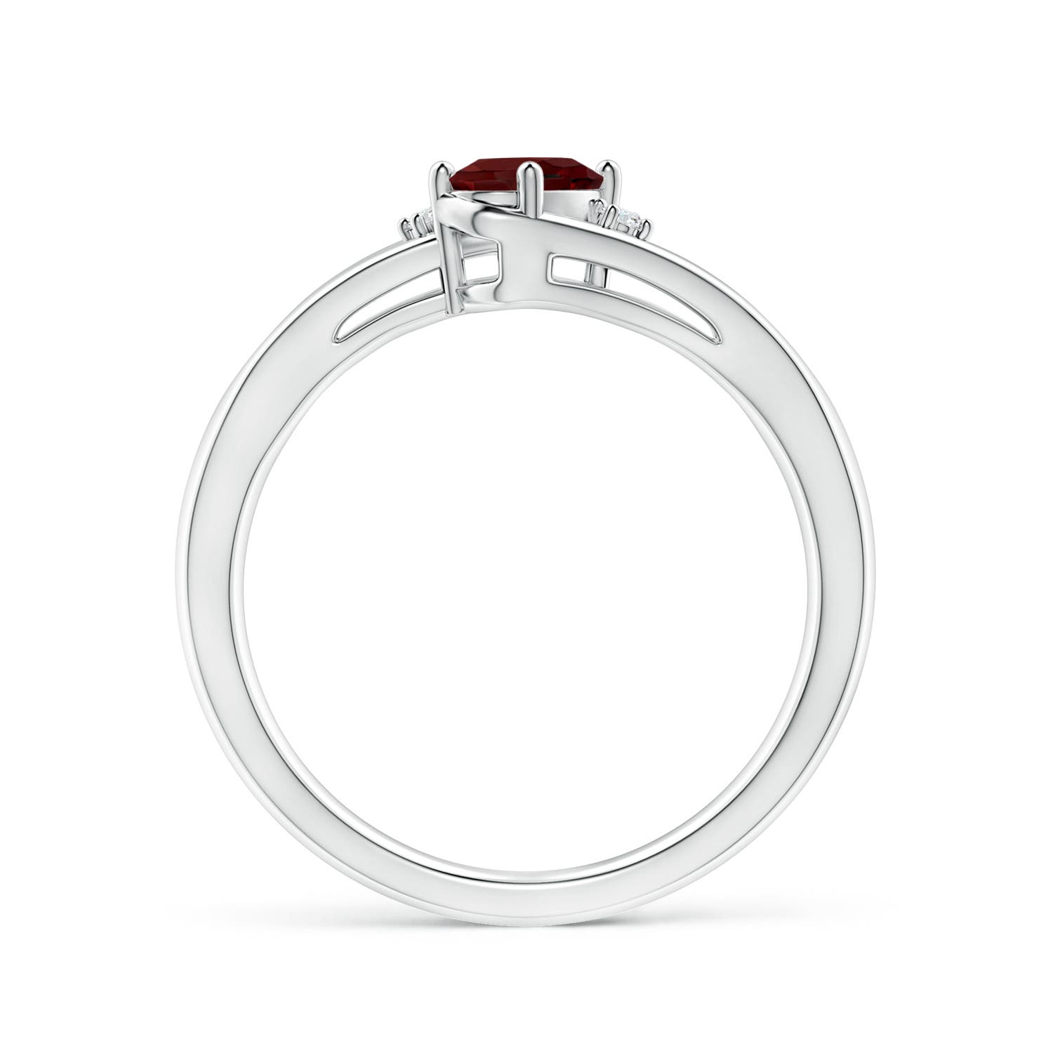 AAA - Garnet / 0.57 CT / 14 KT White Gold