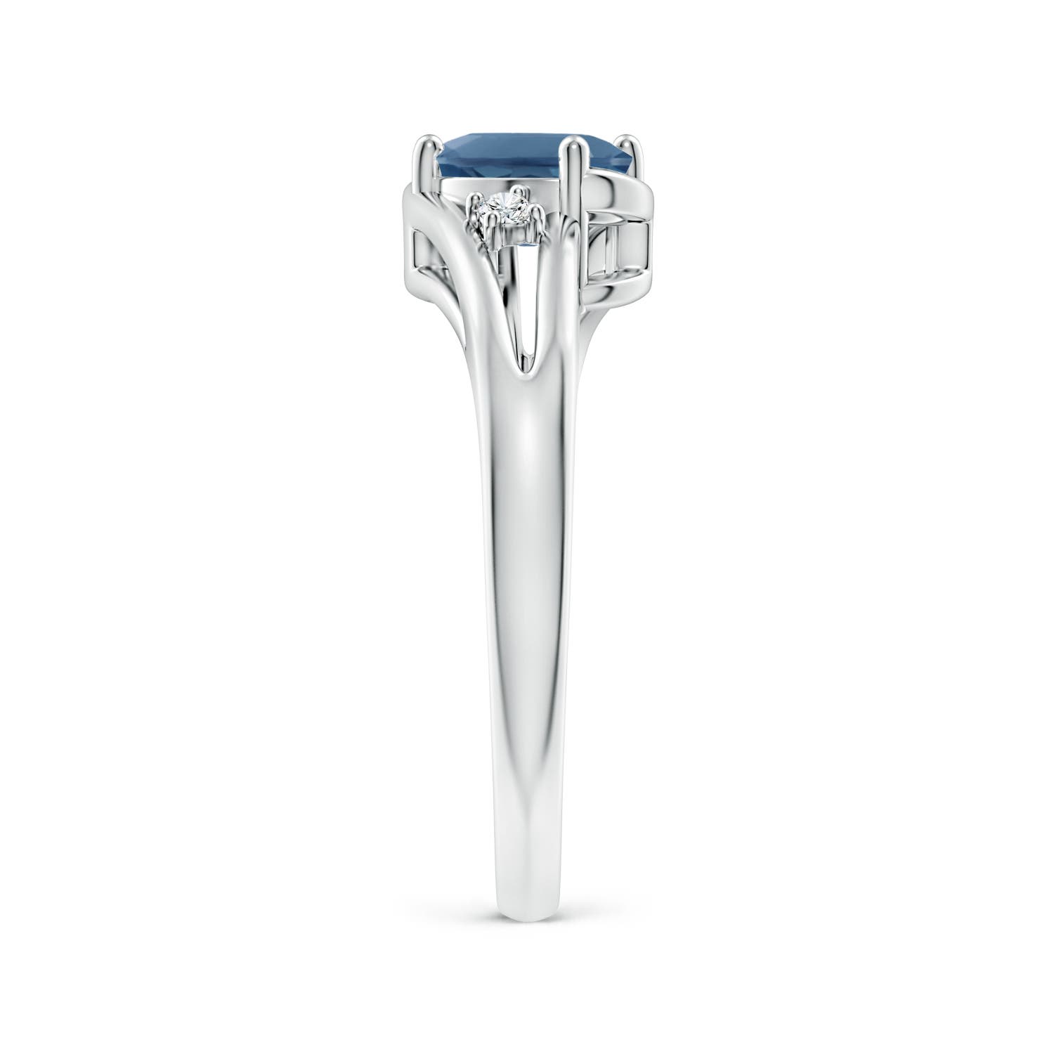 A - London Blue Topaz / 0.99 CT / 14 KT White Gold