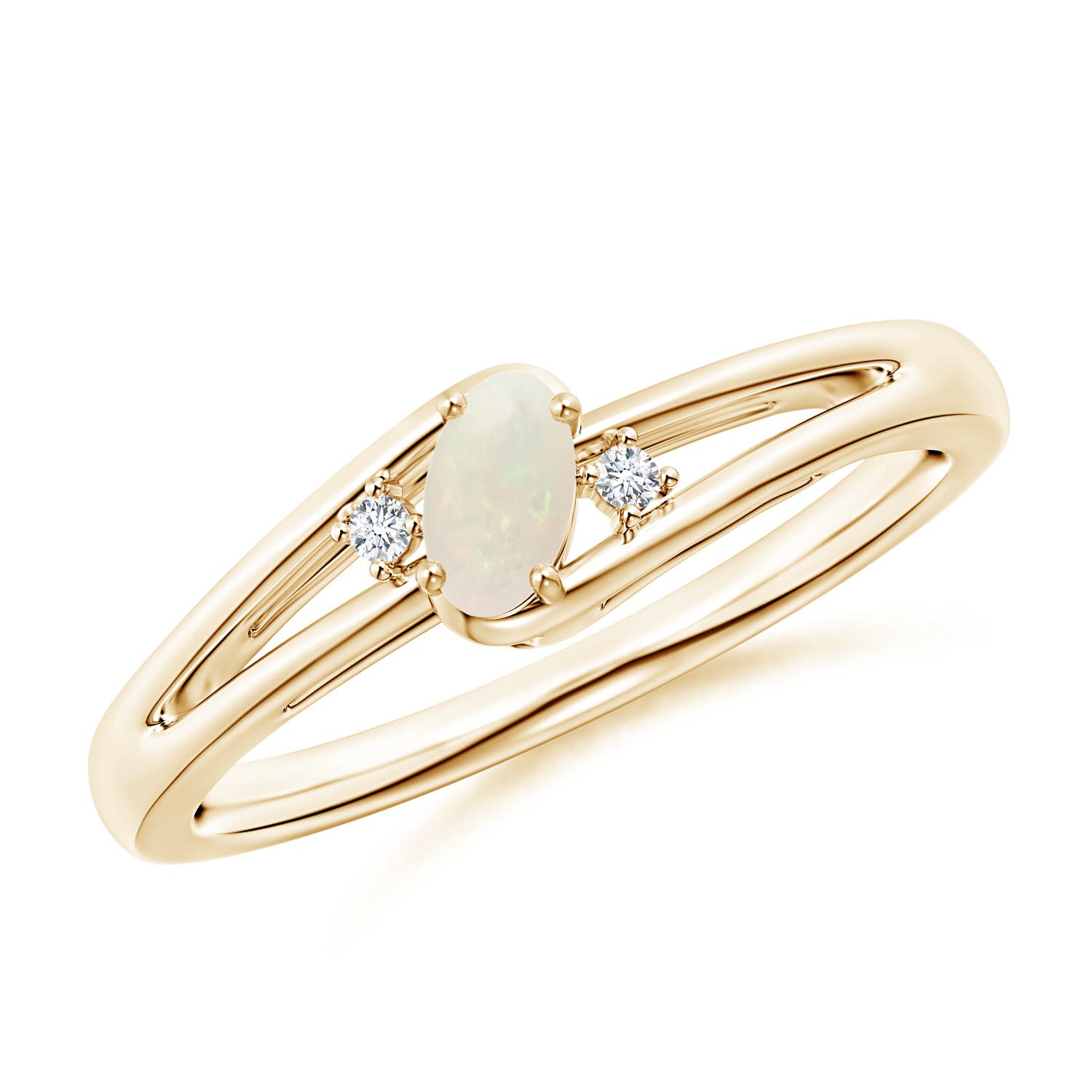 A - Opal / 0.17 CT / 14 KT Yellow Gold