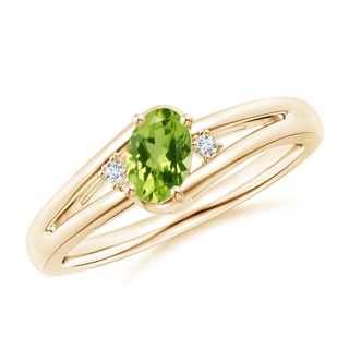 6x4mm AAA Peridot and Diamond Split Shank Ring in Yellow Gold