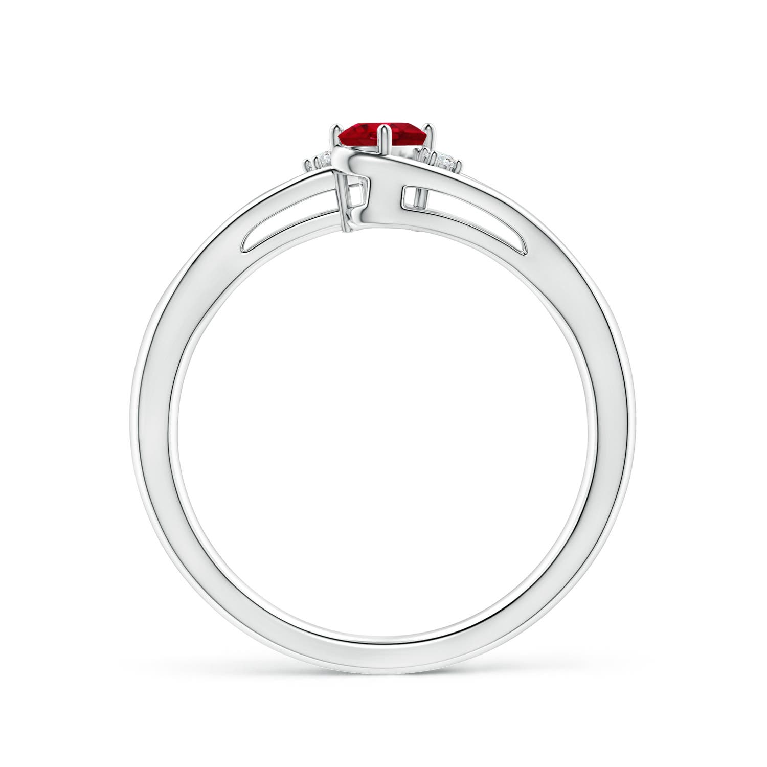 AAA - Ruby / 0.27 CT / 14 KT White Gold