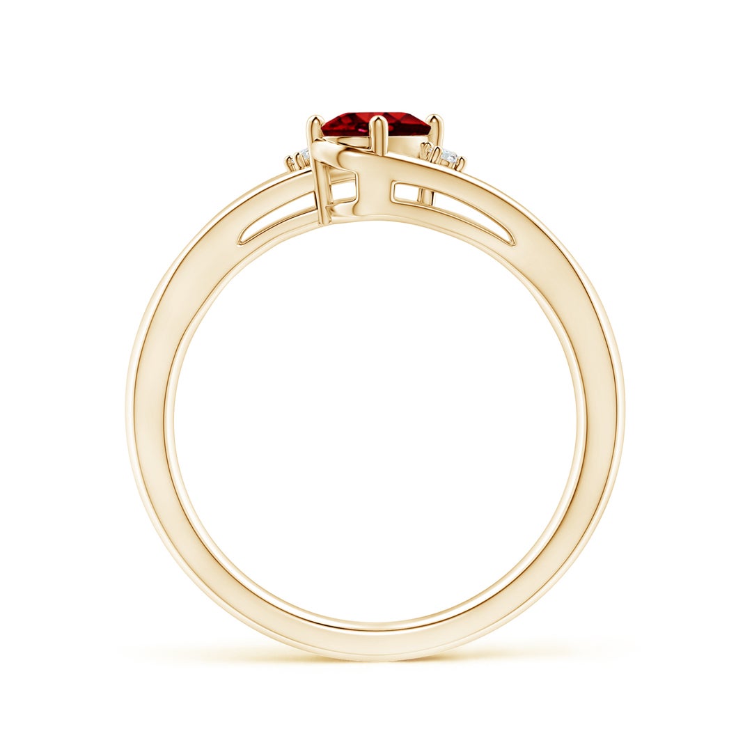 6x4mm AAAA Ruby and Diamond Split Shank Ring in Yellow Gold - side 3