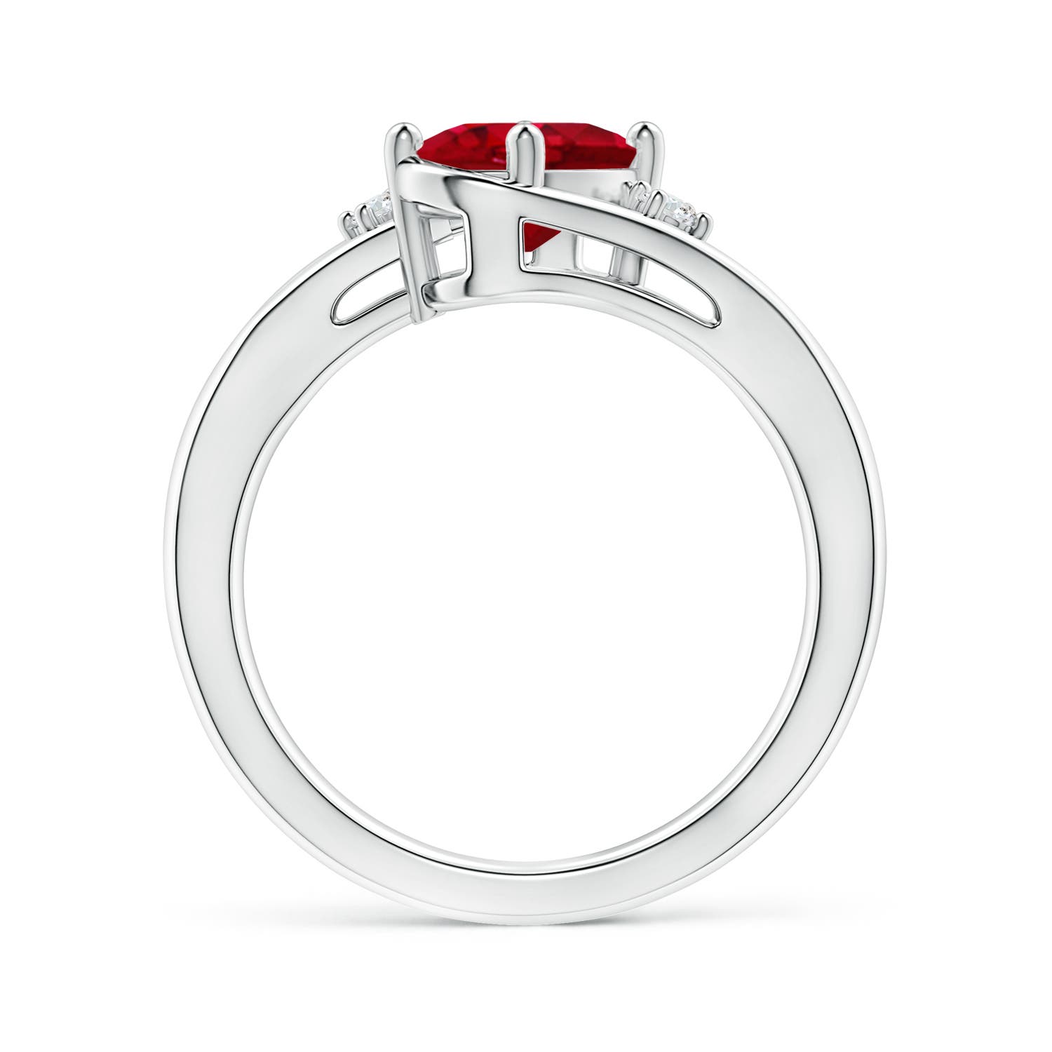 AAA - Ruby / 1.3 CT / 14 KT White Gold