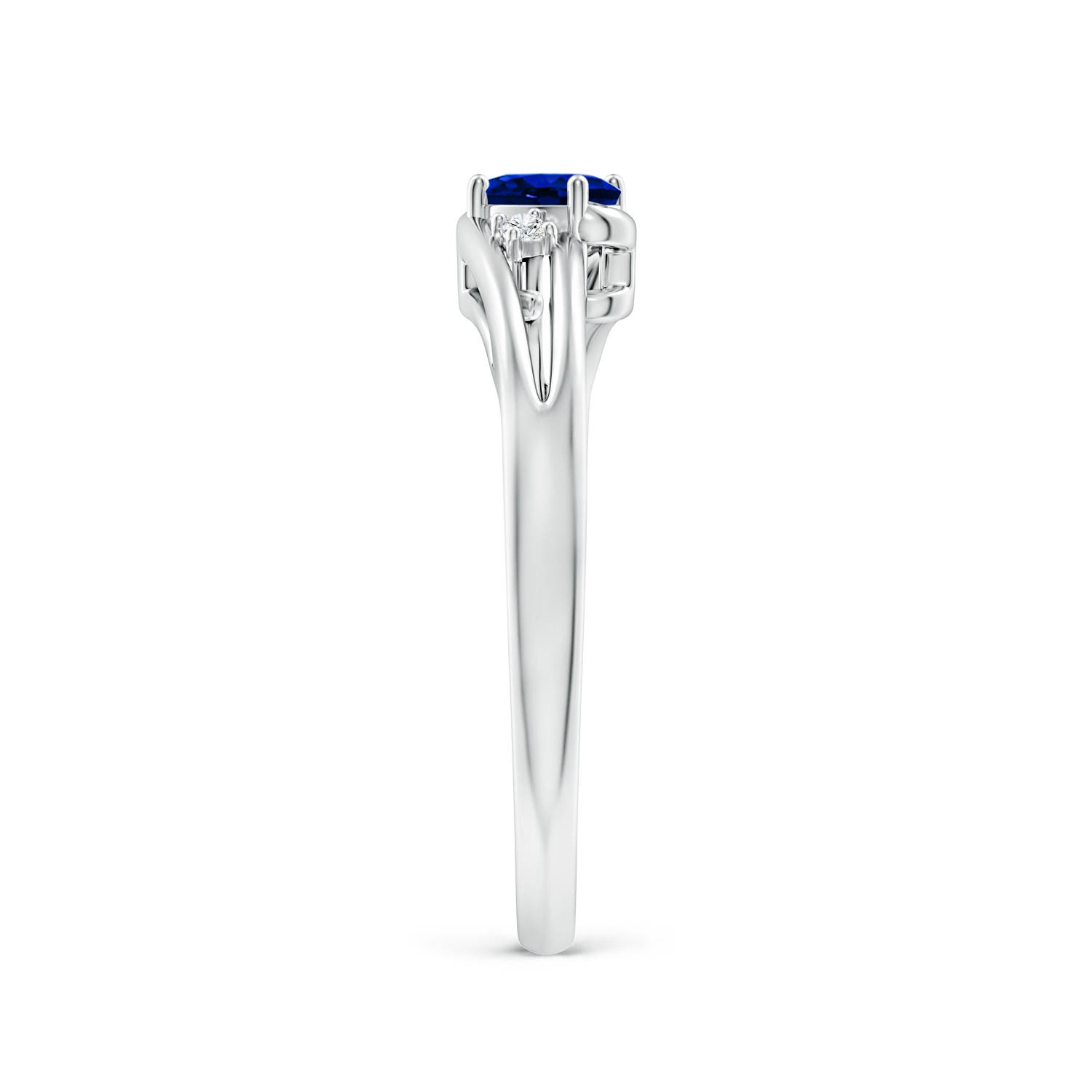 AAAA - Blue Sapphire / 0.32 CT / 14 KT White Gold