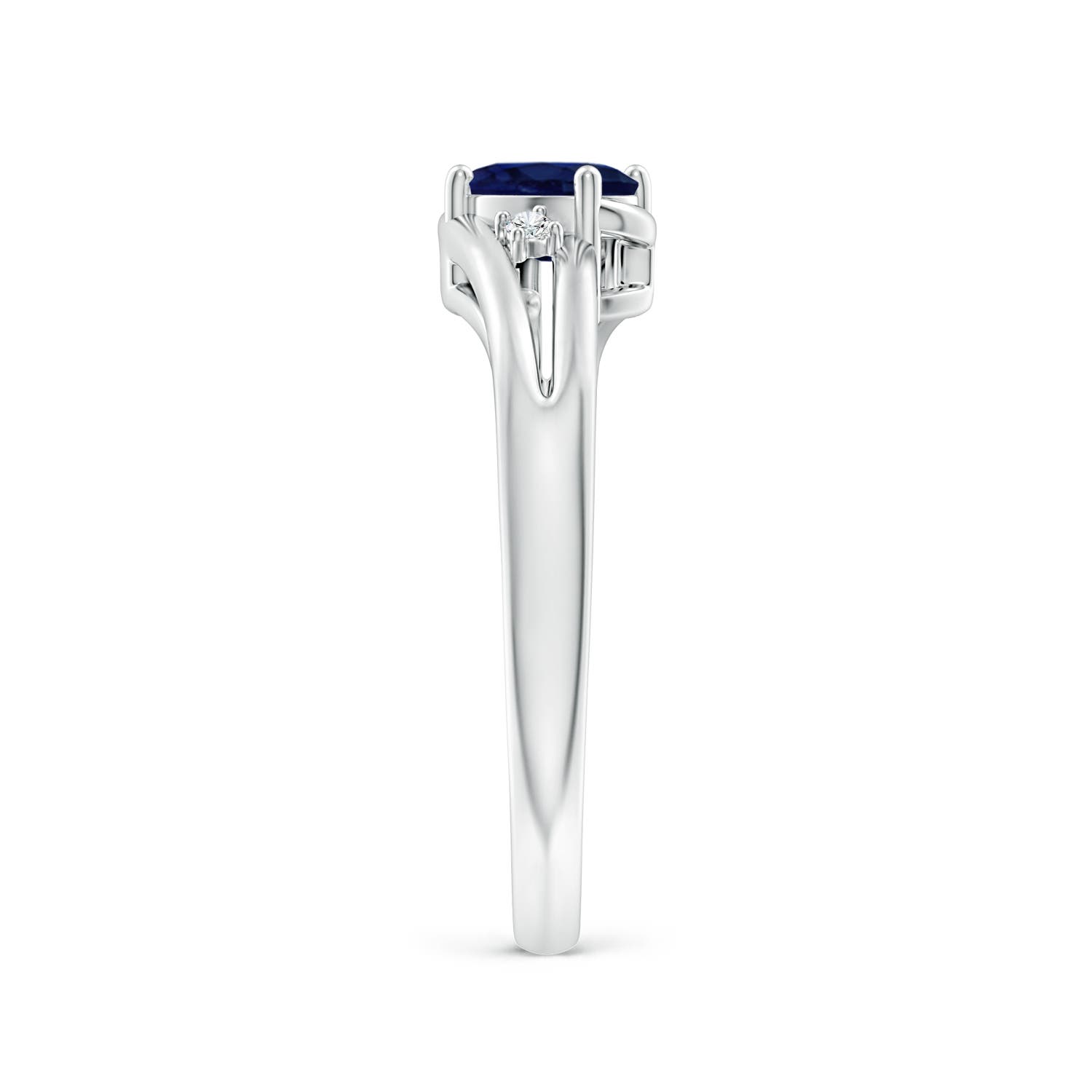 A - Blue Sapphire / 0.62 CT / 14 KT White Gold