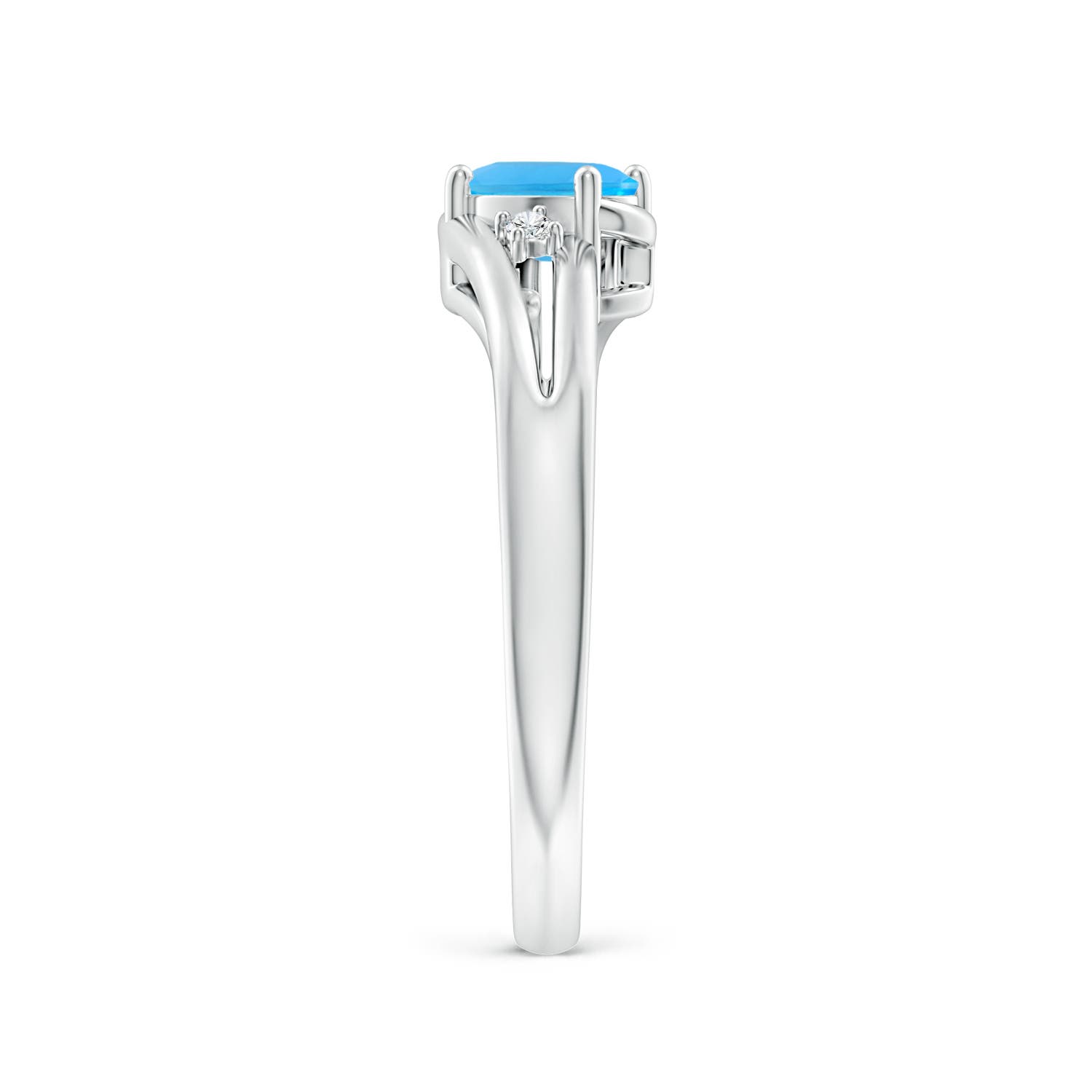 AAA - Swiss Blue Topaz / 0.56 CT / 14 KT White Gold