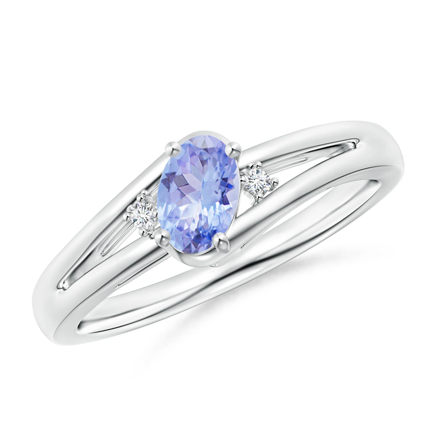 AA - Tanzanite / 0.47 CT / 14 KT White Gold