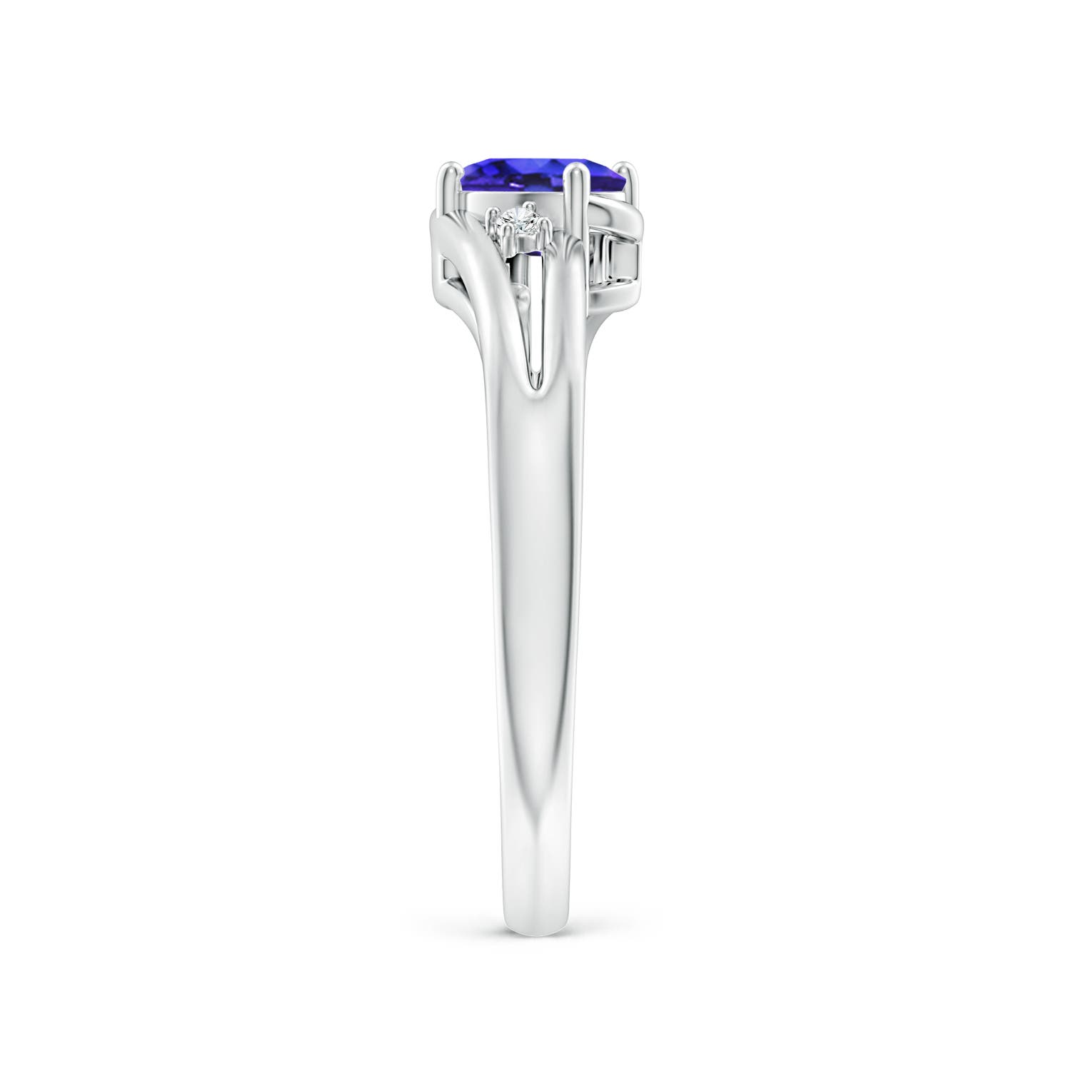 AAAA - Tanzanite / 0.47 CT / 14 KT White Gold