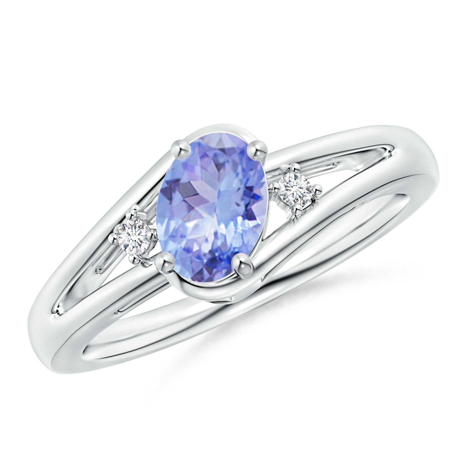 A - Tanzanite / 0.84 CT / 14 KT White Gold