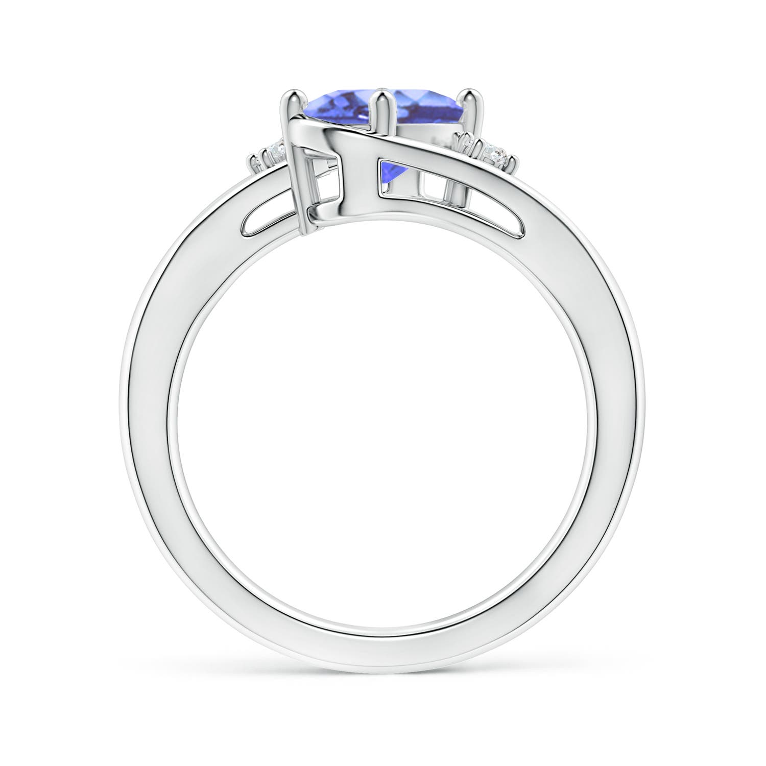 A - Tanzanite / 1.3 CT / 14 KT White Gold