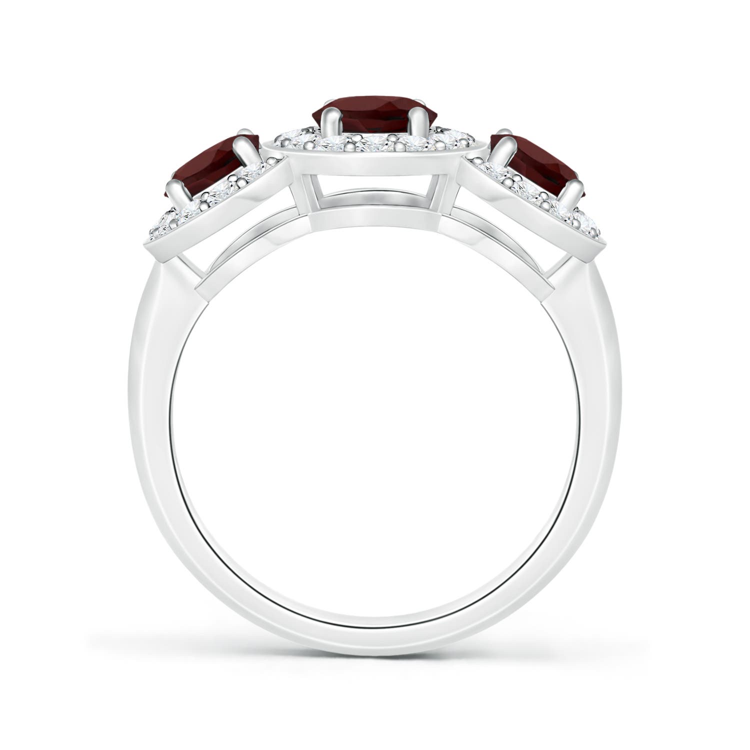 AA - Garnet / 2.49 CT / 14 KT White Gold