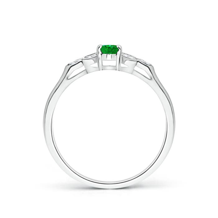 AAAA - Emerald / 0.26 CT / 14 KT White Gold