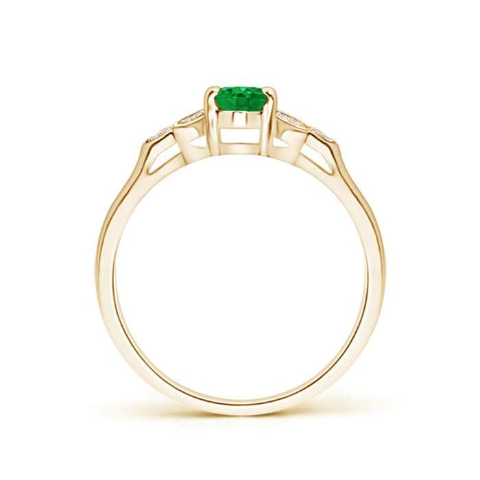 AAA - Emerald / 0.46 CT / 14 KT Yellow Gold