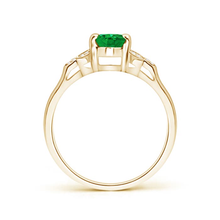 AAA - Emerald / 0.76 CT / 14 KT Yellow Gold