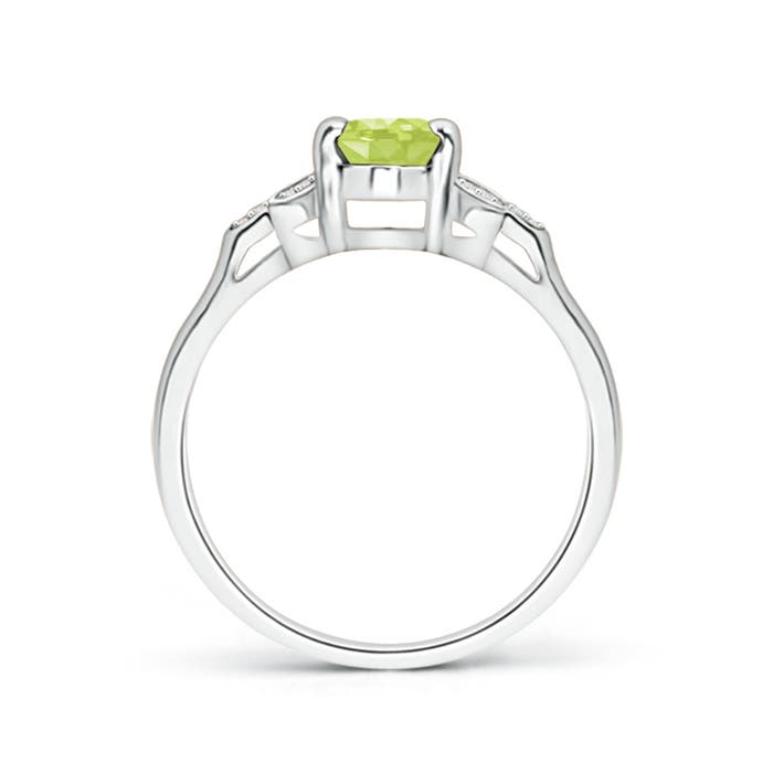 A - Peridot / 0.95 CT / 14 KT White Gold