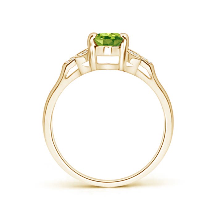 AAA - Peridot / 0.95 CT / 14 KT Yellow Gold